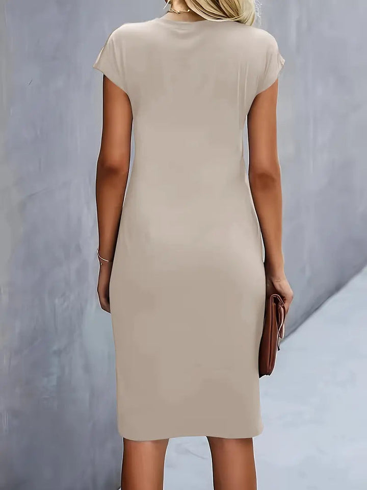 Adelina | Chic Round Neck Dress