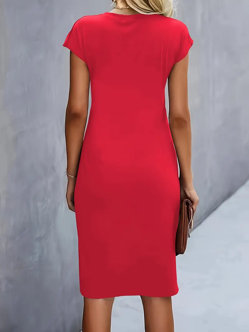 Adelina | Chic Round Neck Dress