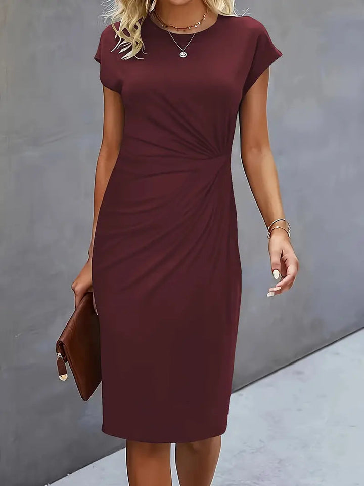 Adelina | Chic Round Neck Dress