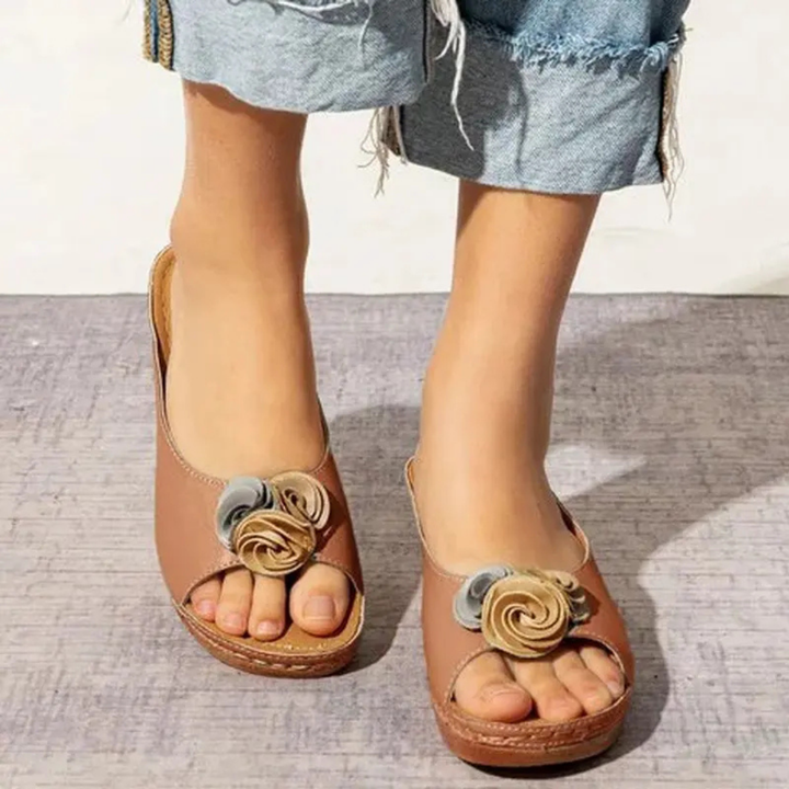 Maye | Orthopedic Sandals