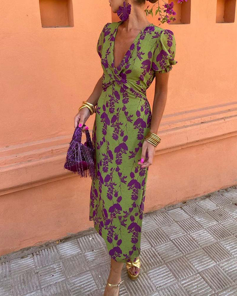 Brie | Robe Midi Fleurie à Décolleté en V