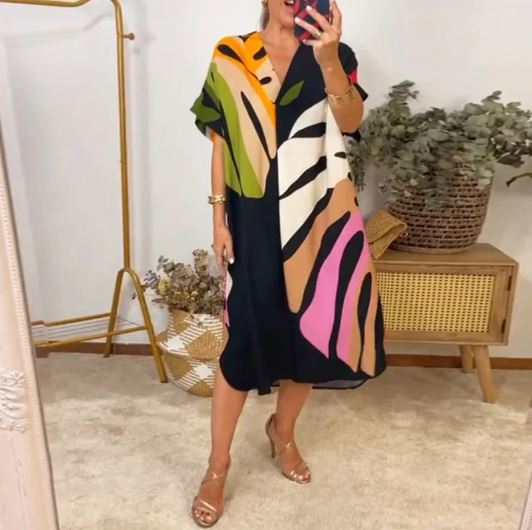 Vibrant Leaf Print Casual Dress