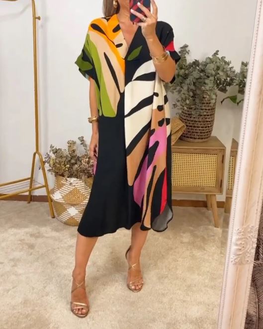 Vibrant Leaf Print Casual Dress