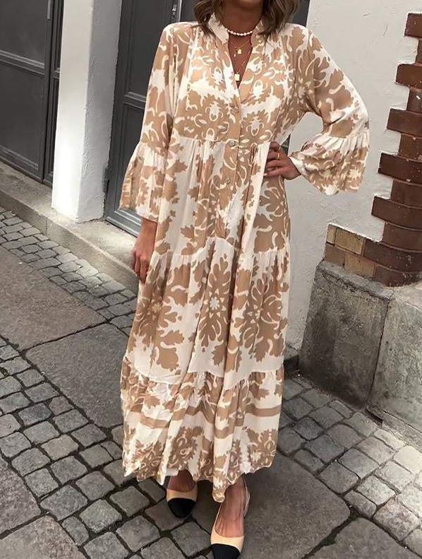 Chic V-Neck Maxi Dress with Elegant 3/4 Sleeves