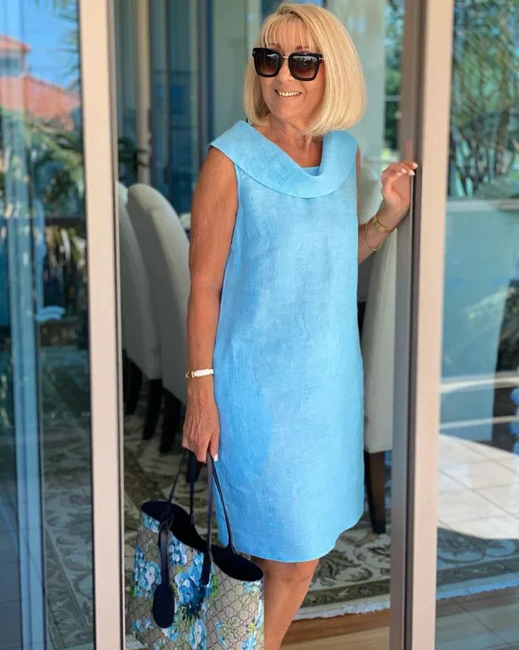 Agate | Sleeveless Sheath Dress with Round Collar