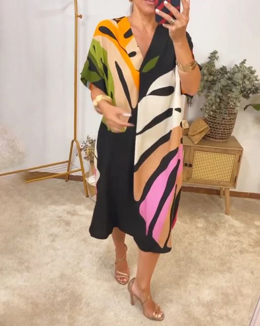 Vibrant Leaf Print Casual Dress