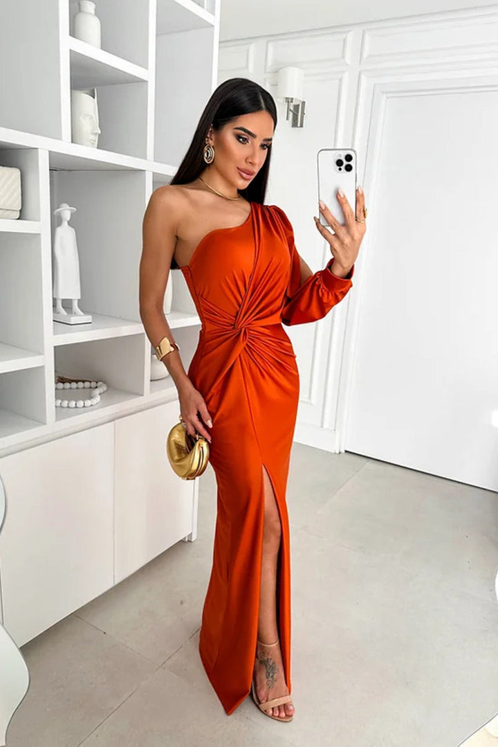 Anna | Graceful Silhouette Dress
