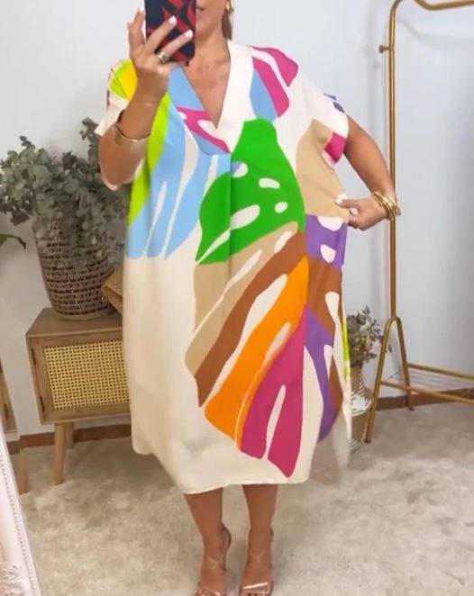 Vibrant Leaf Print Casual Dress