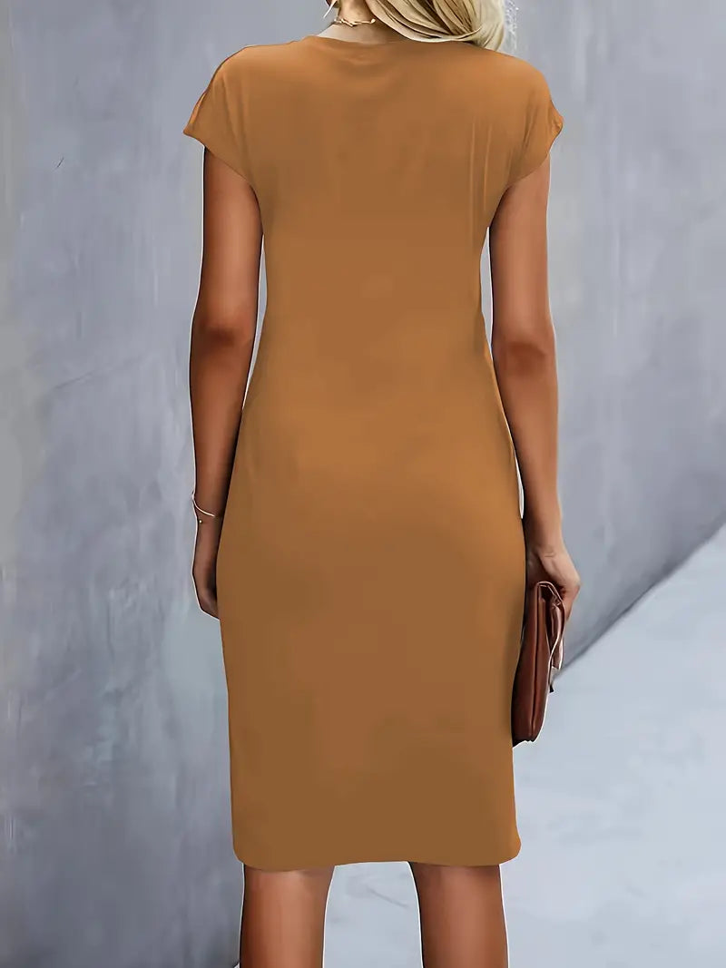 Adelina | Chic Round Neck Dress