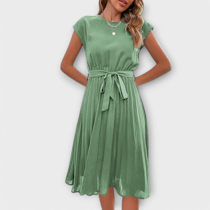 Claire | Easygoing Pleated Dress