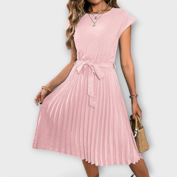 Claire | Easygoing Pleated Dress