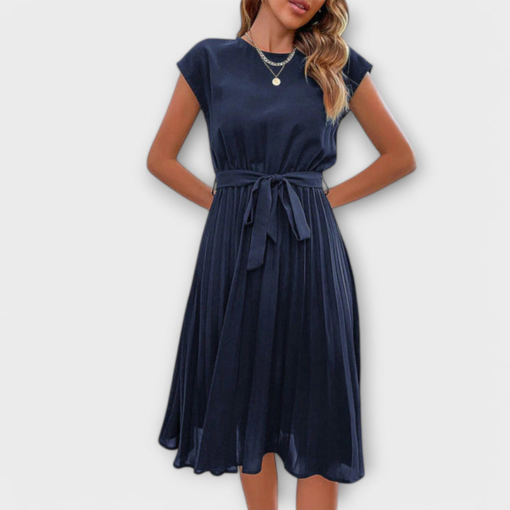 Claire | Easygoing Pleated Dress
