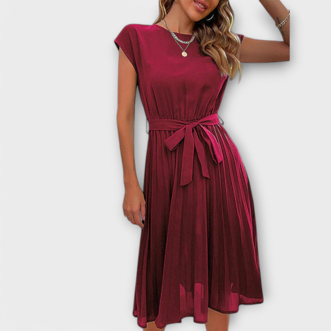 Claire | Easygoing Pleated Dress