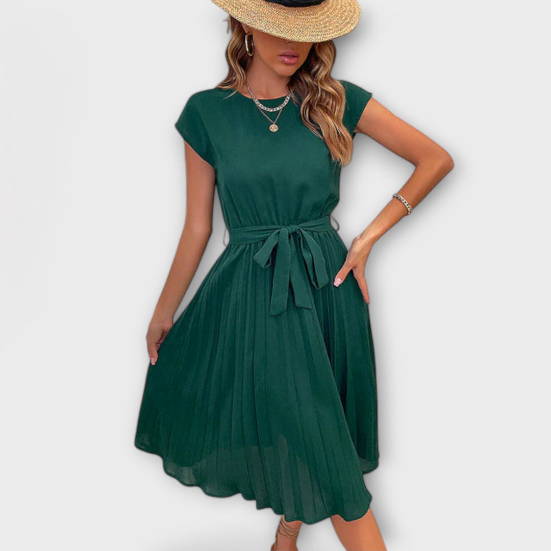 Claire | Easygoing Pleated Dress