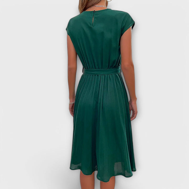 Claire | Easygoing Pleated Dress