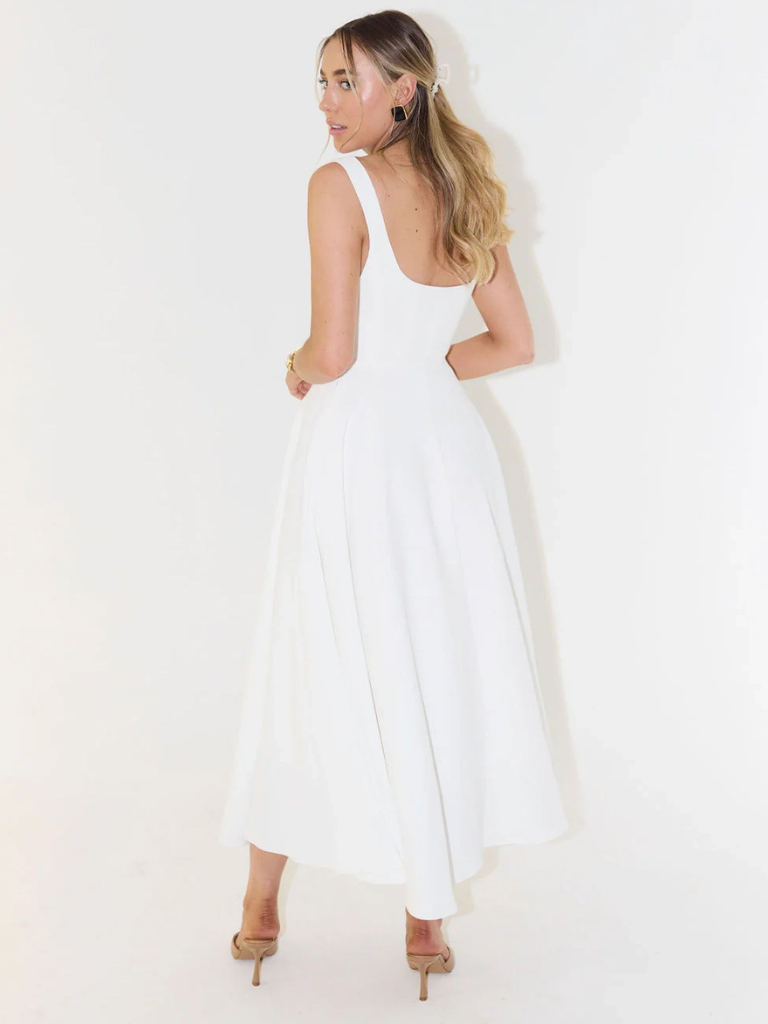 Graceful Scarlett Robe