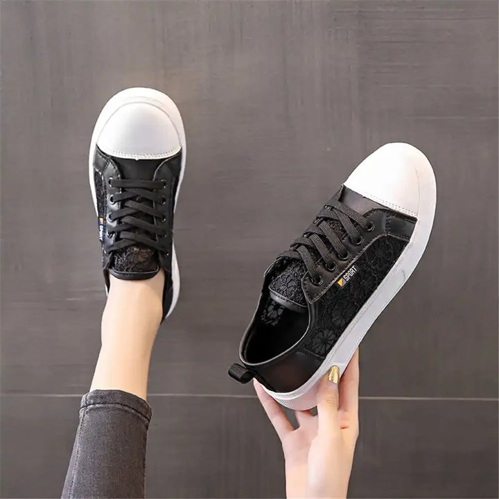 Vianca | Orthopedic Floral Mesh Sneakers