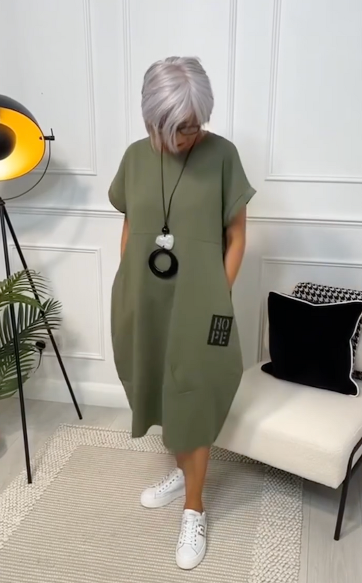 Zuzanna | Breezy Summer Dress with Round Neck