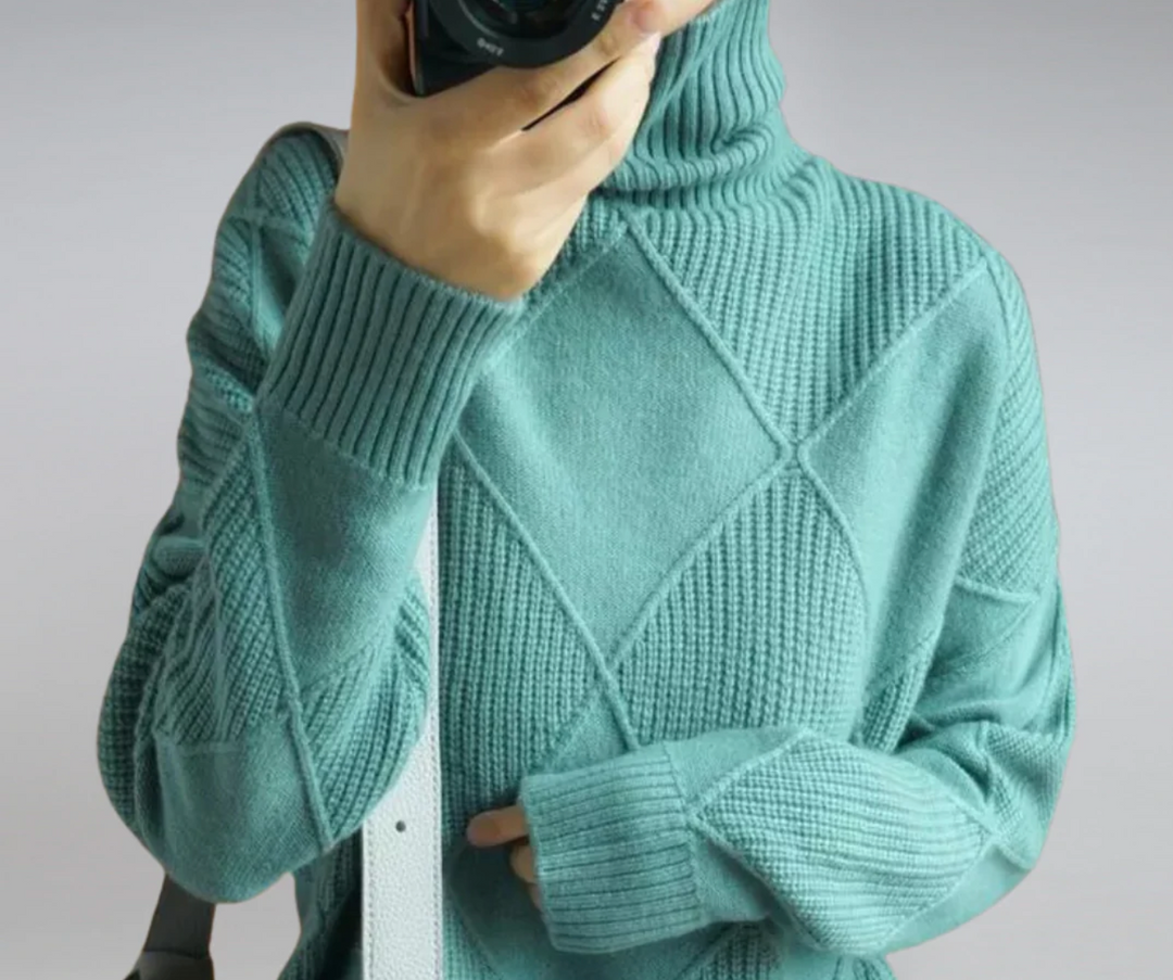 Bella - Cozy Turtleneck Sweater