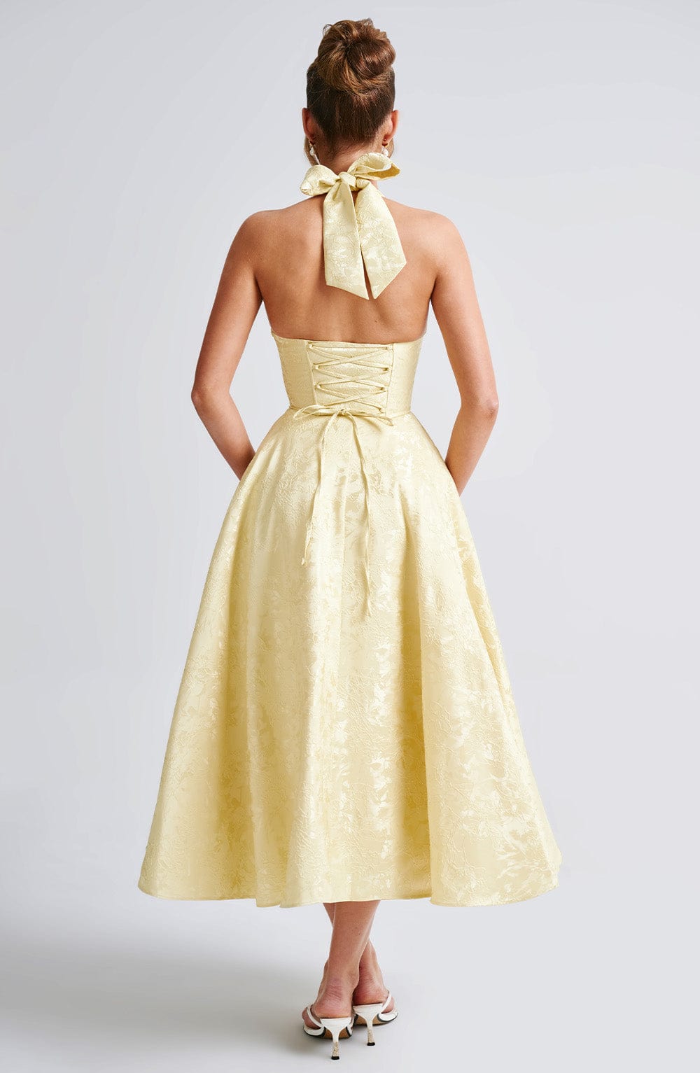 Ara™ | Midi Robe à Col Montant