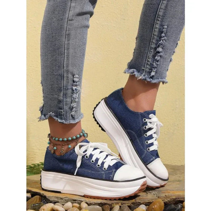 Nala | Women's Canvas Sneakers