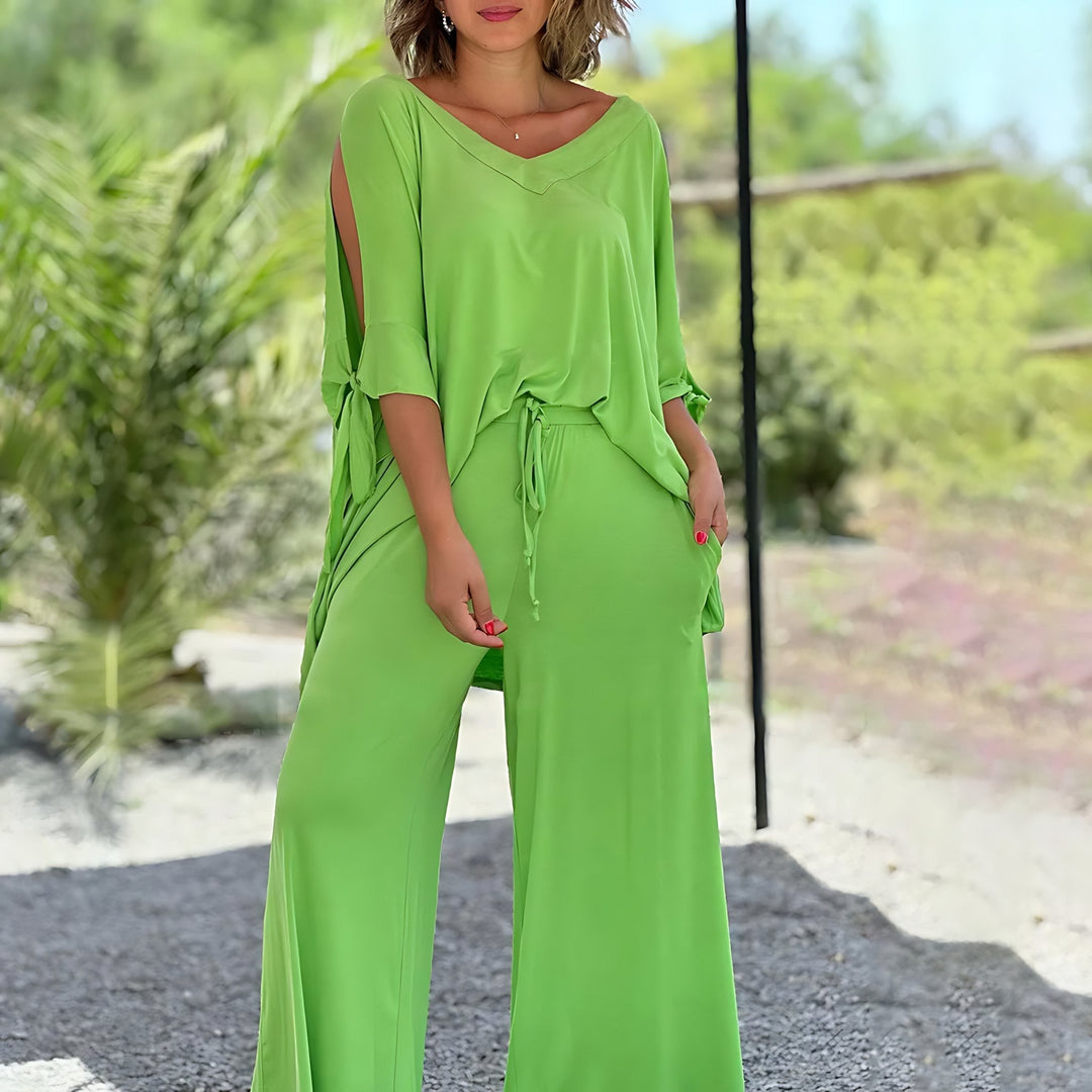 Rebecca Set |  Confidently Without Restrictions