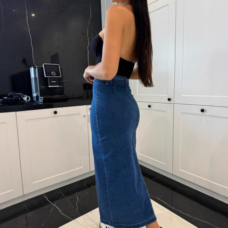 Chiara | Stylish, Body-Conforming Denim Skirt